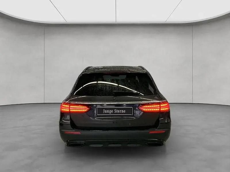 Gebraucht Mercedes E220 All-Terrain Avantgarde 194 PS (142 kW) 2022 Grau Kombi