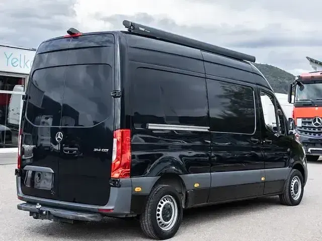 Gebraucht Mercedes Sprinter 143 PS (105 kW) 2020 Andere Van
