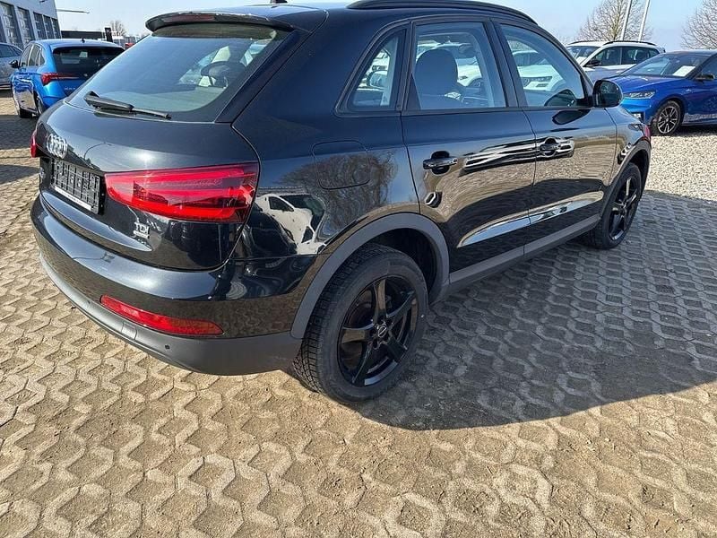 Gebraucht Audi Q3 Sport 140 PS (102 kW) 2013 Schwarz SUV