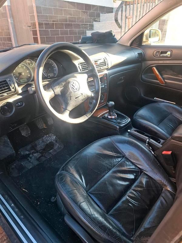 Gebraucht VW Passat 150 PS (110 kW) 2001 Gold Kombi