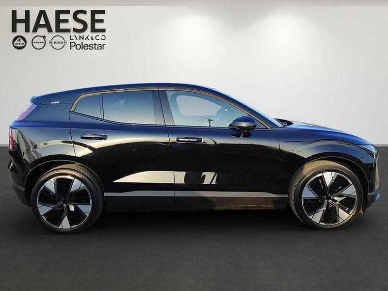 Gebraucht Volvo EX30 Ultra 200 kW (272 PS) 2025 Onyx black SUV