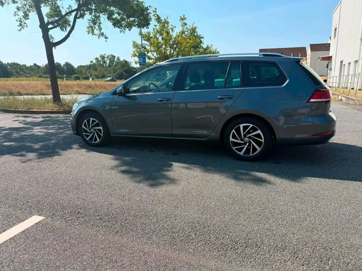 Gebraucht VW Golf VII Join 150 PS (110 kW) 2019 Grau Kombi