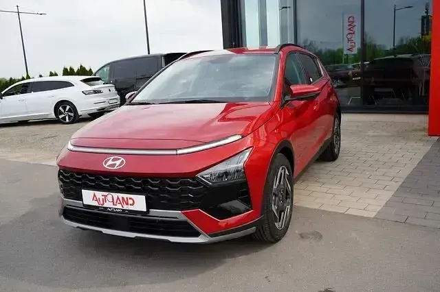 Neu Hyundai Bayon 101 PS (74 kW) 2025 Rot SUV