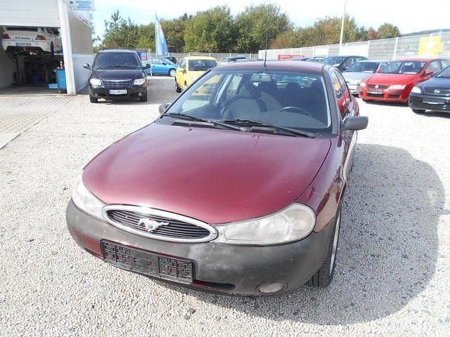 Rot metallic Gebraucht 1999 Ford Mondeo Limousine | 250 € (Superpreis) - Bild 1/4
