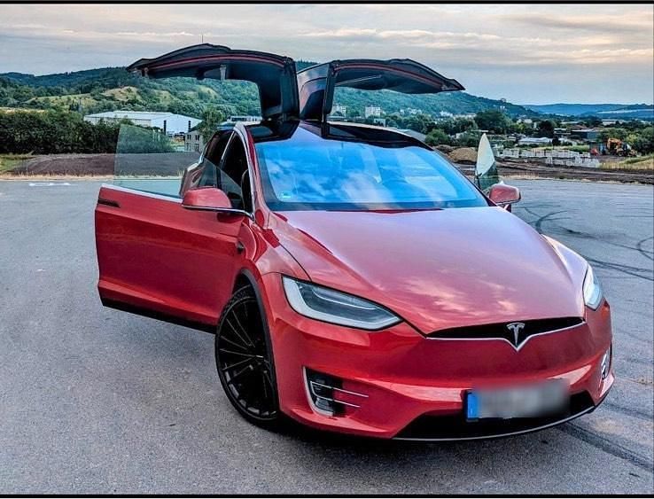 Gebraucht Tesla Model X 386 kW (525 PS) 2017 Rot SUV