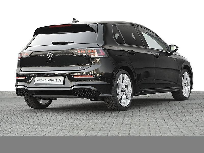 Gebraucht VW Golf VIII R-line 150 PS (110 kW) 2025 Grenadillschwarz metallic Limousine