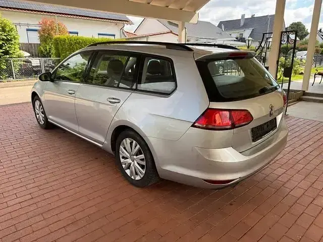 Gebraucht VW Golf VII Highline 125 PS (91 kW) 2013 Silber Kombi
