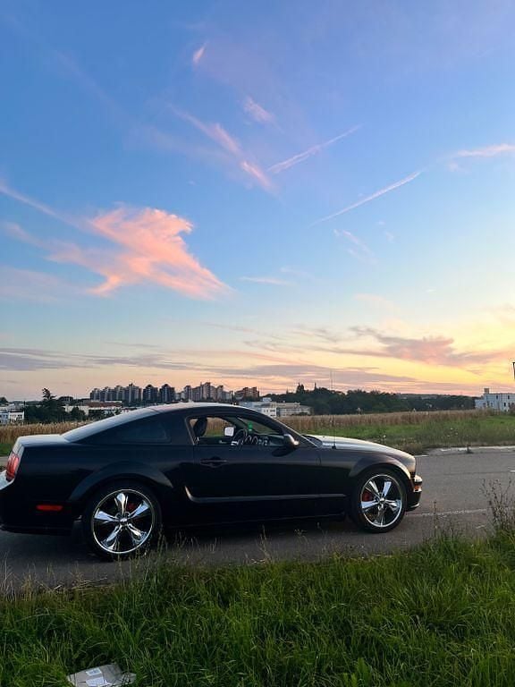 Gebraucht Ford Mustang GT 305 PS (224 kW) 2005 Schwarz Coupé