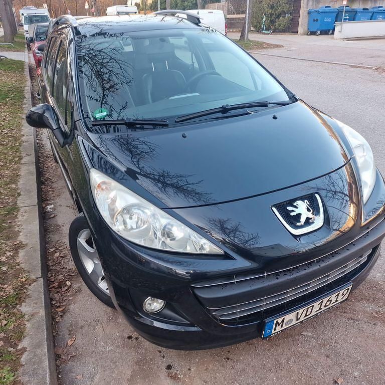 Gebraucht Peugeot 207 Premium 120 PS (88 kW) 2011 Schwarz Kombi