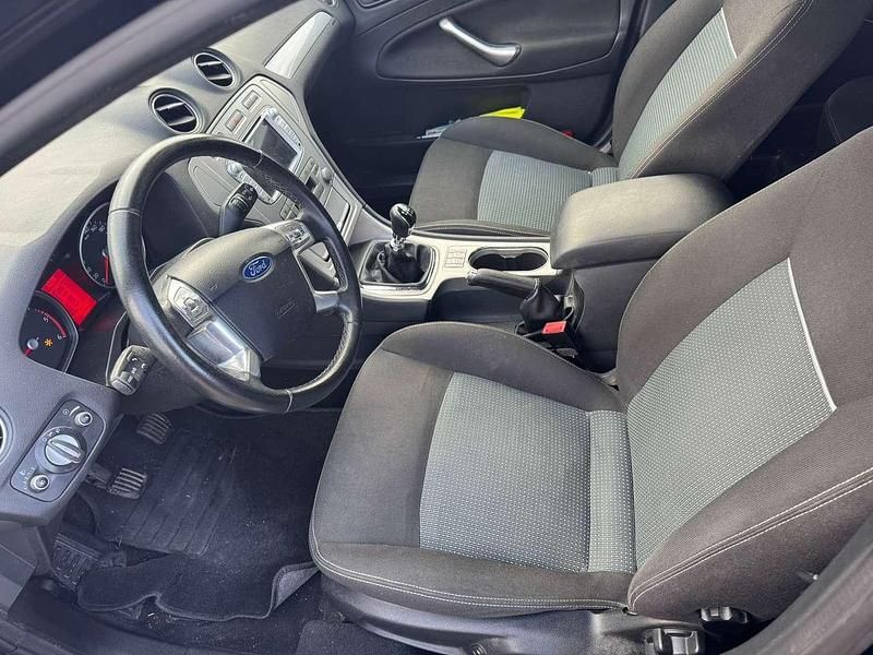 Gebraucht Ford Mondeo Ghia 140 PS (102 kW) 2010 Kombi