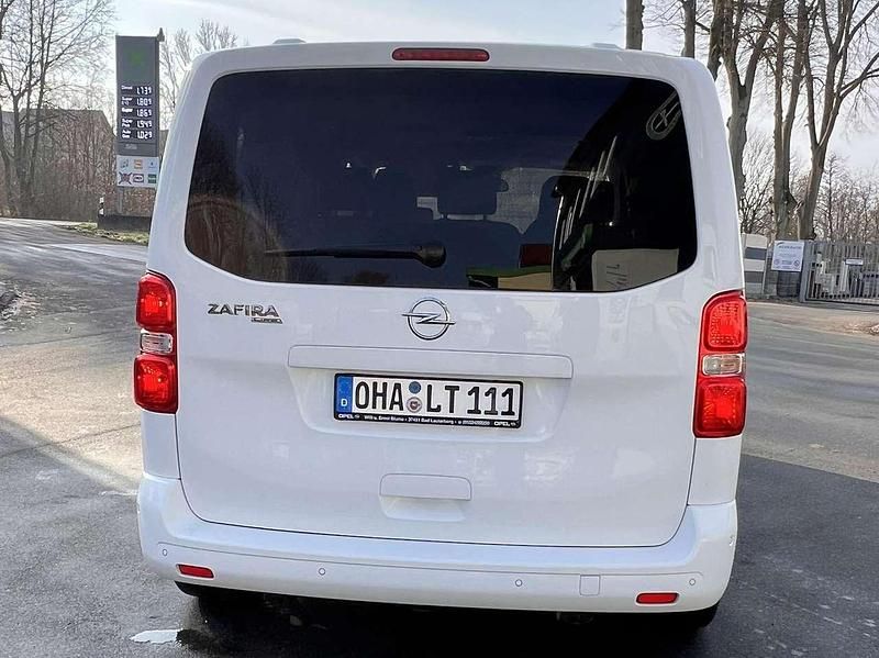 Gebraucht Opel Zafira 177 PS (130 kW) 2019 Weiß Van / Kleinbus