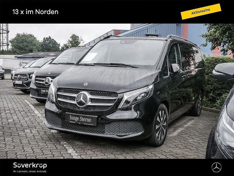 Schwarz Gebraucht 2023 Mercedes V250 Edition Van / Kleinbus | 61.890 € (Teuer) - Bild 1/4
