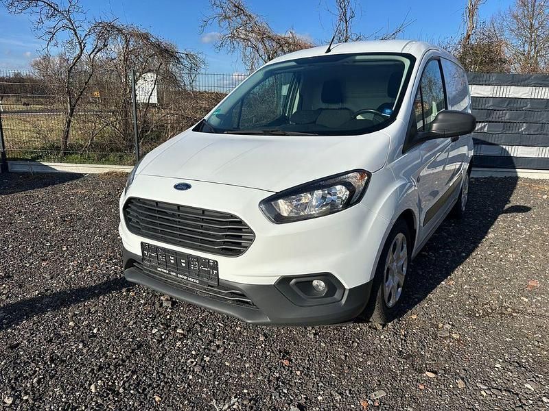Gebraucht Ford Transit Trend 75 PS (55 kW) 2018 Weiß Van / Kleinbus