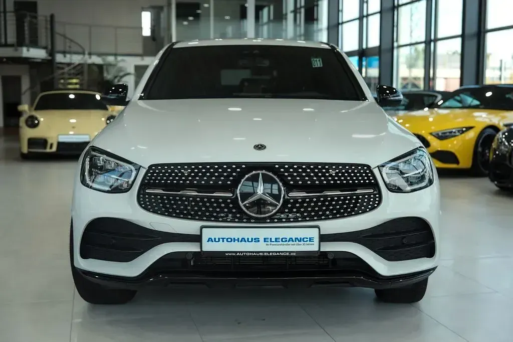 Gebraucht Mercedes GLC300 AMG line 258 PS (189 kW) 2019 Weiß SUV