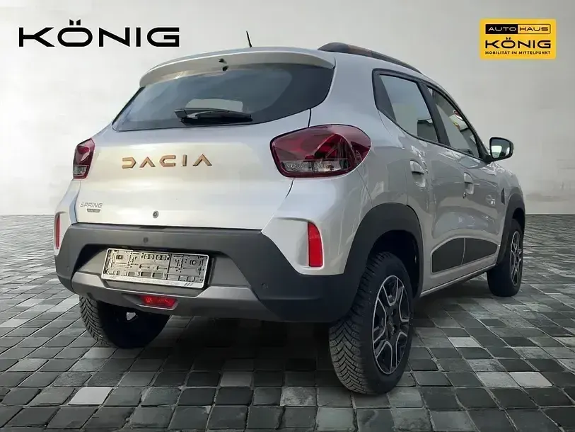 Second-hand Dacia Spring Extreme 47 kW (65 CP) 2023 Gri Hatchback