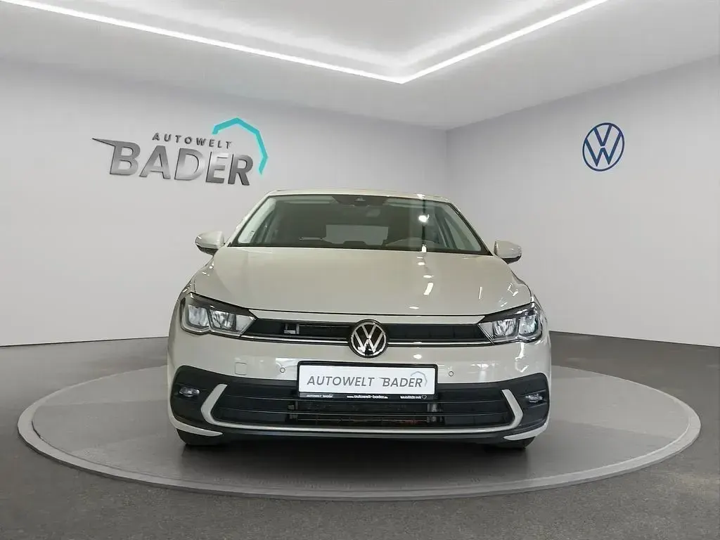 Gebraucht VW Polo Active 95 PS (69 kW) 2023 Grau Kleinwagen