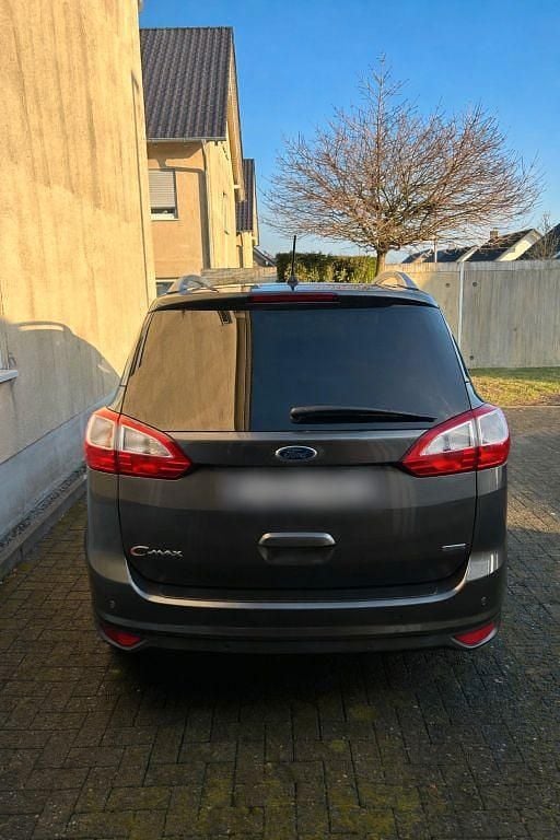 Gebraucht Ford Grand C-Max Titanium 125 PS (91 kW) 2018 Grau Van / Kleinbus