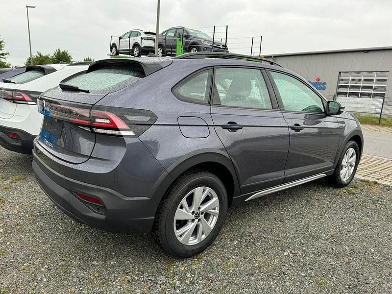 Neu VW Taigo 95 PS (69 kW) 2025 Rauchgrau metallic SUV