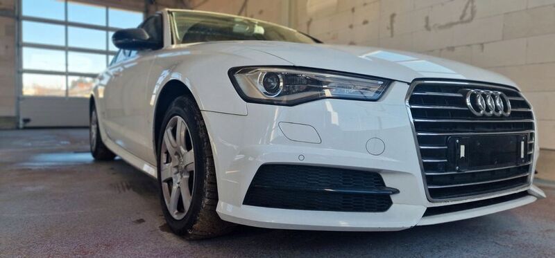 Weiß Gebraucht 2017 Audi A6 Ambiente Limousine | 18.980 € (Guter Preis) - Bild 1/3