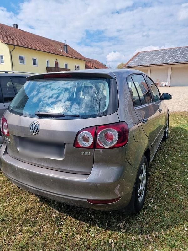 Gebraucht VW Golf Plus Cross Trendline 105 PS (77 kW) 2011 Braun Van / Kleinbus