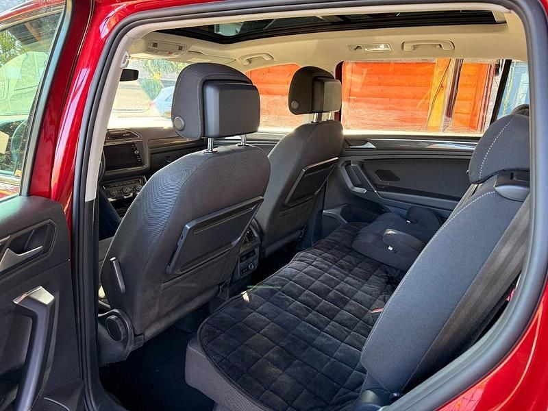 Gebraucht VW Tiguan Allspace 110 PS (80 kW) 2020 Rot SUV