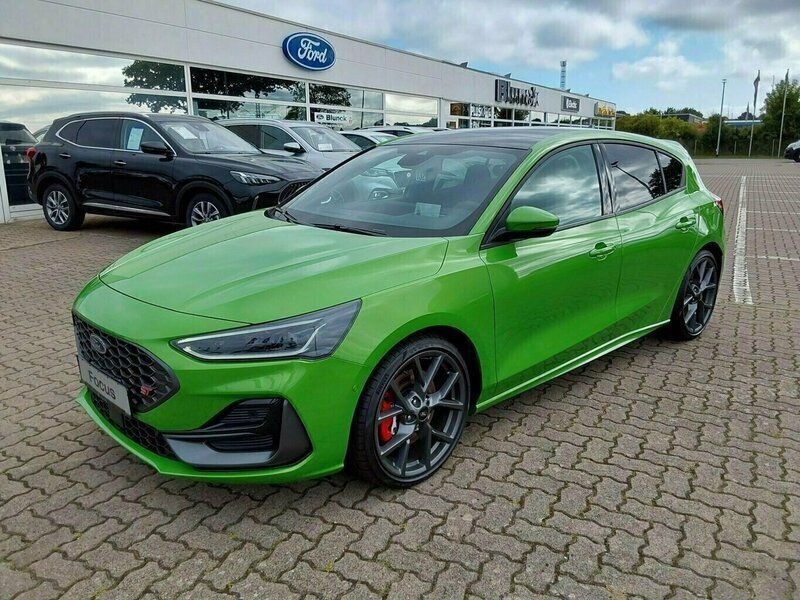 Gebraucht Ford Focus ST 349 PS (256 kW) 2023 Mean green (metallic) Limousine