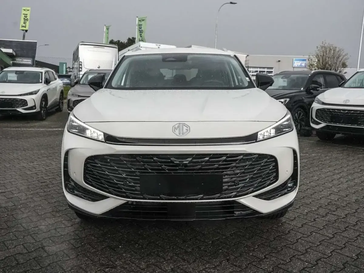 Neu MG HS Luxury 272 PS (200 kW) 2026 Pearl white SUV