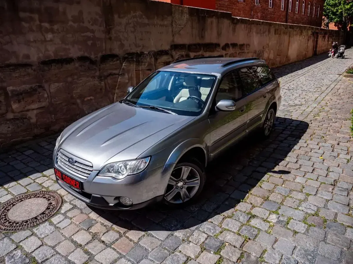 Gebraucht Subaru Outback 165 PS (121 kW) 2007 Urban gray (m) Kombi