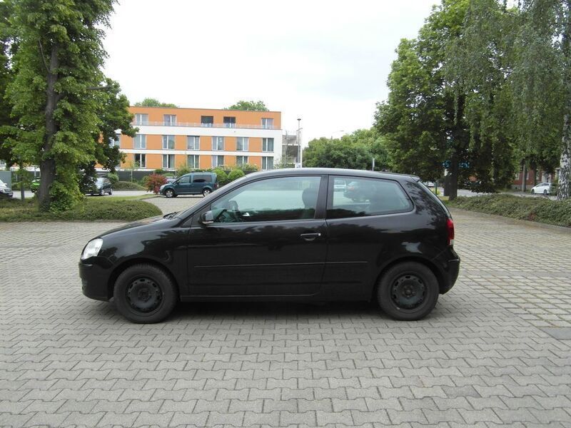 Gebraucht VW Polo 80 PS (58 kW) 2008 Schwarz Limousine
