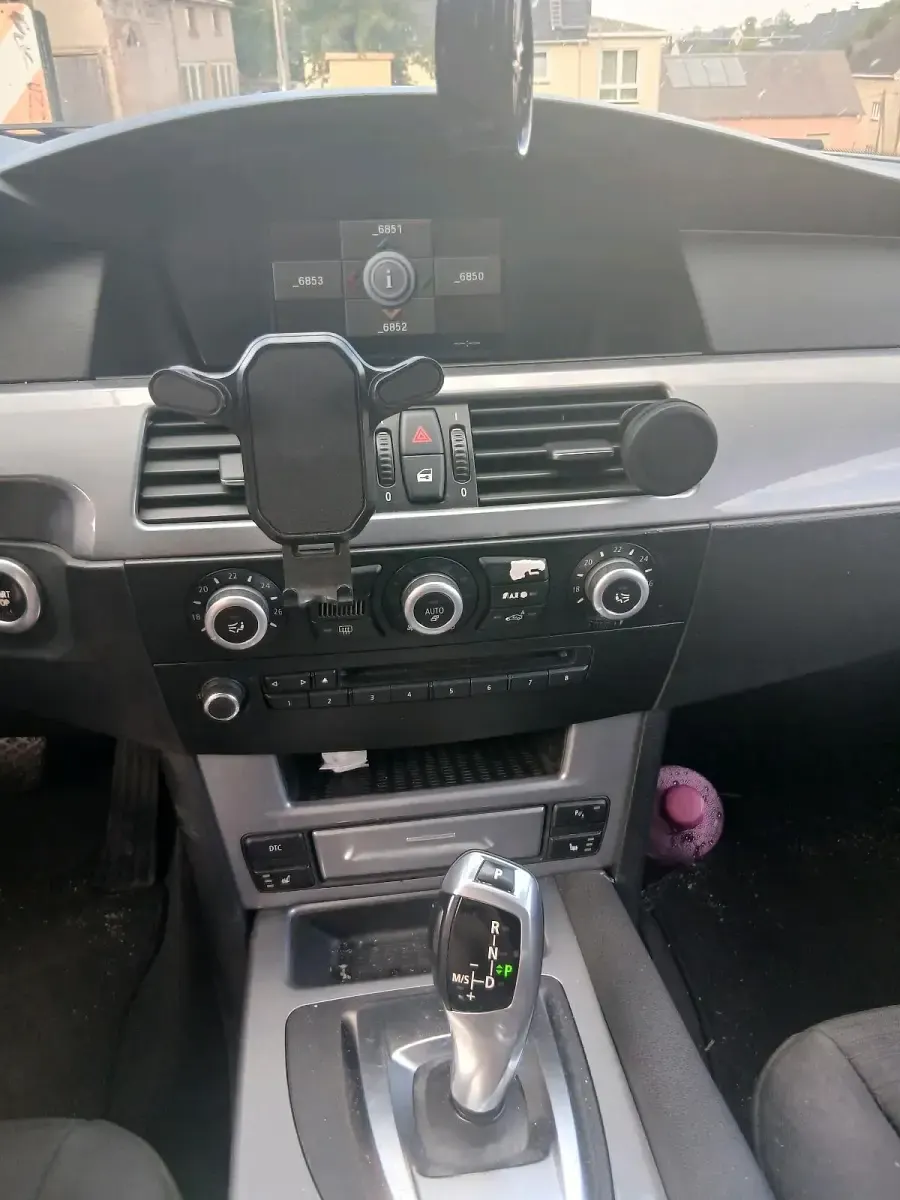 Gebraucht BMW 520 177 PS (130 kW) 2009 Grün Kombi