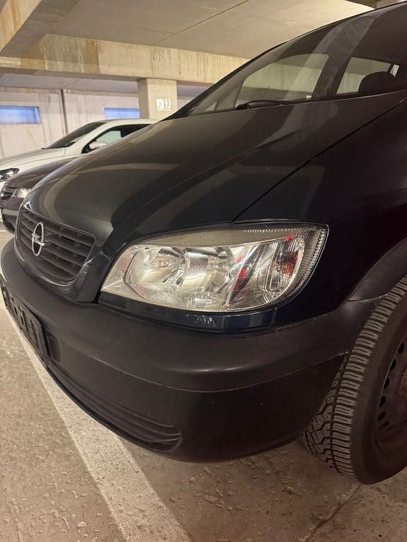 Gebraucht Opel Zafira 125 PS (91 kW) 2002 Blau Van / Kleinbus