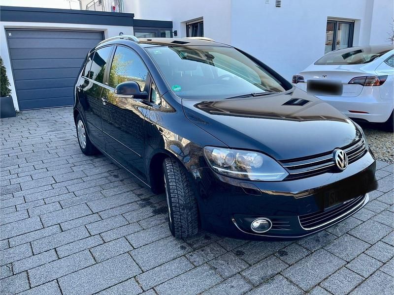 Gebraucht VW Golf Plus Cross Style 122 PS (89 kW) 2011 Schwarz Van / Kleinbus