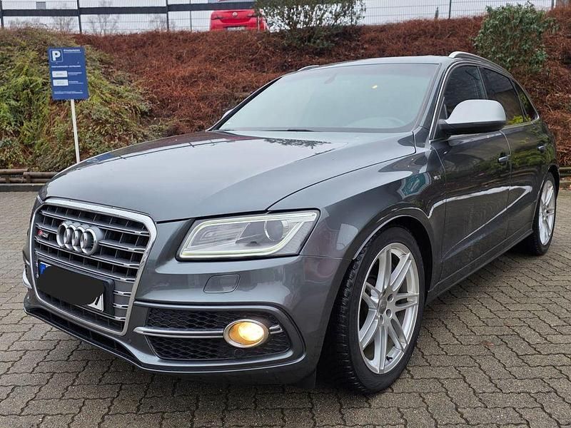 Grau Gebraucht 2013 Audi SQ5 Ambiente SUV | 15.391 € (Superpreis) - Bild 1/4