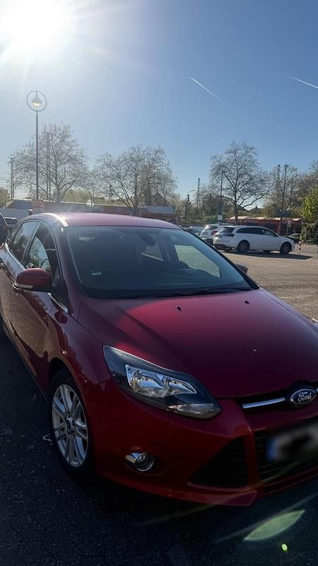 Usata Ford Focus 2013 Rosso Utilitaria