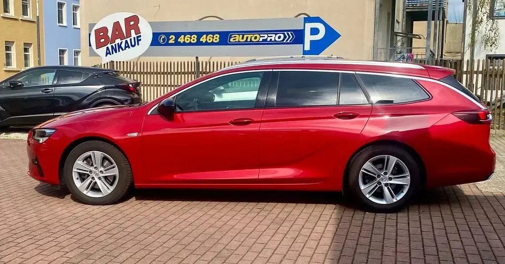 Gebraucht Opel Insignia Elegance 170 PS (125 kW) 2021 Peperoncino red Kombi