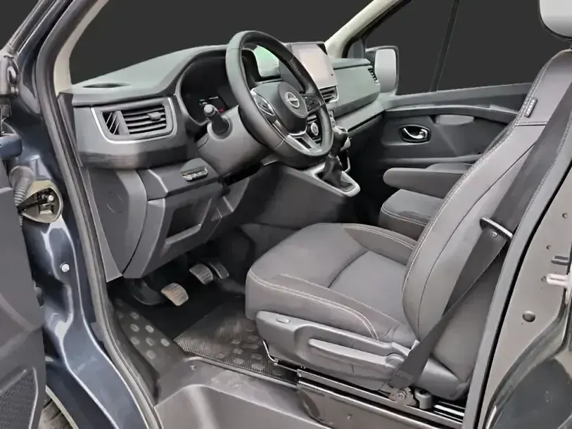Gebraucht Nissan Primastar Tekna 170 PS (125 kW) 2025 Grau Van / Kleinbus