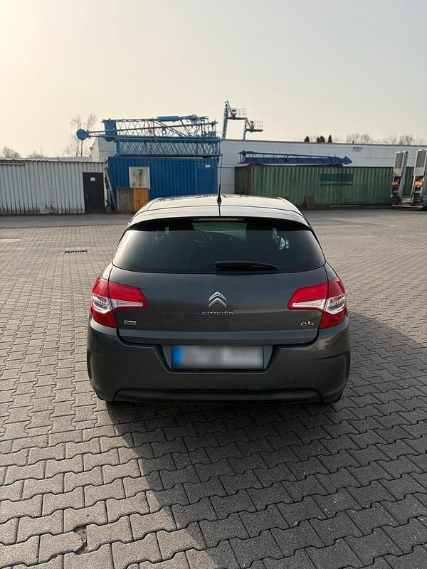 Gebraucht Citroën C4 112 PS (82 kW) 2011 Silber Kleinwagen