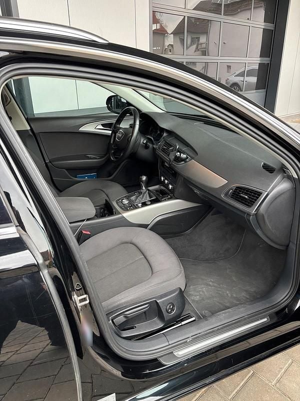 Gebraucht Audi A6 177 PS (130 kW) 2012 Schwarz Kombi