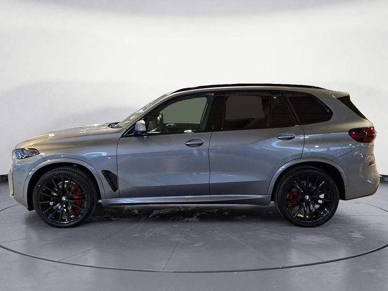 Neu BMW X5 352 PS (258 kW) 2026 Grau SUV