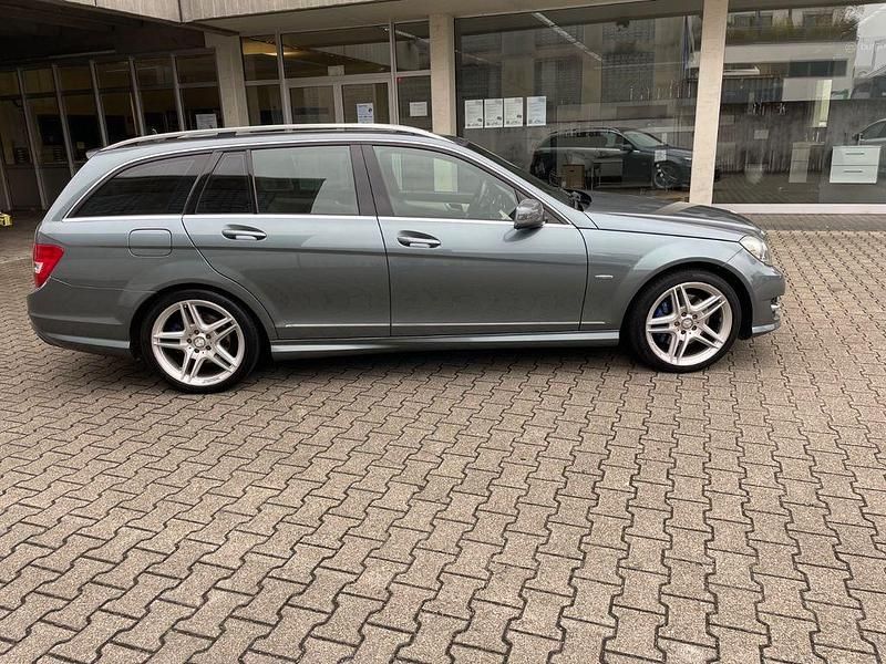 Gebraucht Mercedes C350 AMG 306 PS (225 kW) 2012 Grau Limousine