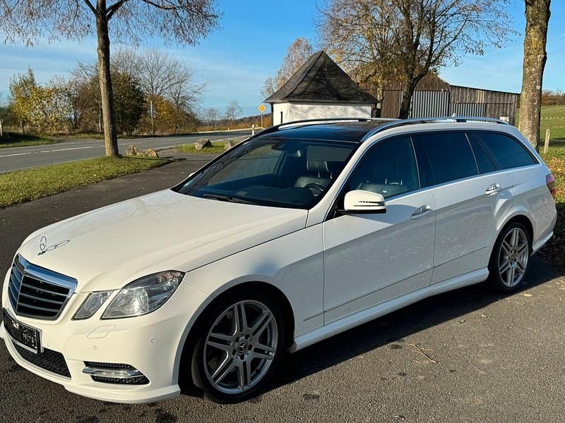 Gebraucht Mercedes E350 Avantgarde 265 PS (194 kW) 2012 Kombi