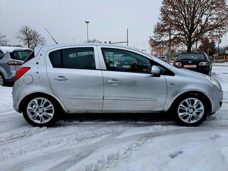 Gebraucht Opel Corsa Edition 80 PS (58 kW) 2006 Silber Kleinwagen