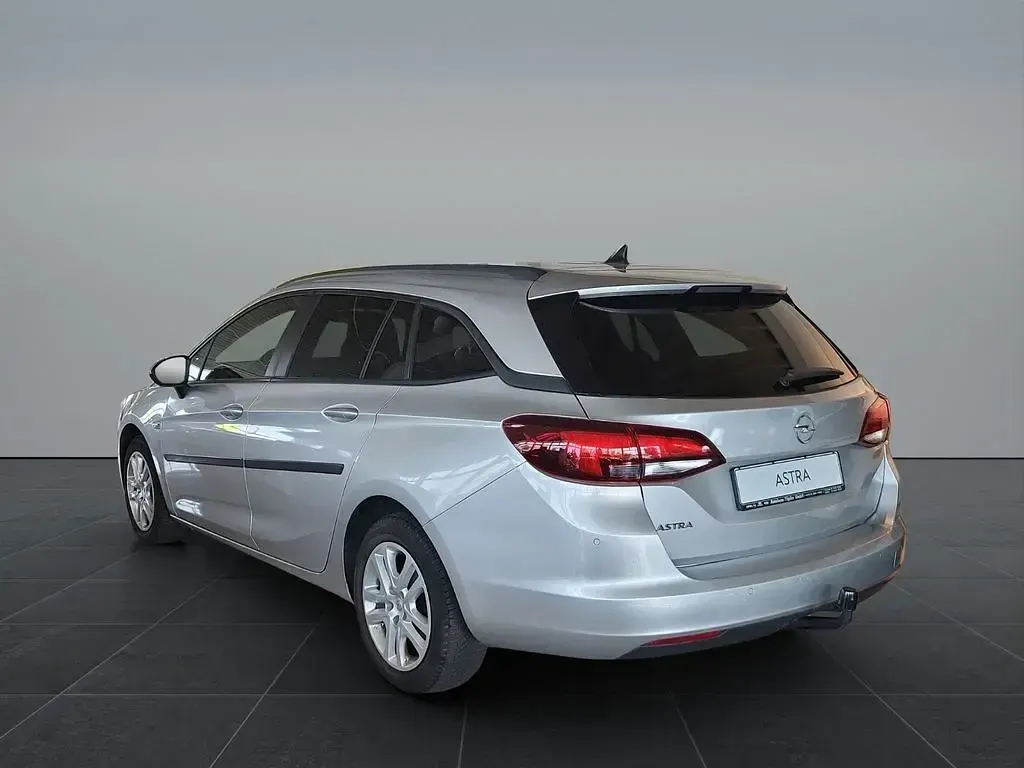 Gebraucht Opel Astra Edition 110 PS (80 kW) 2018 Silber Kombi