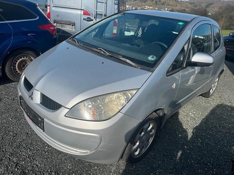 Gebraucht Mitsubishi Colt 95 PS (69 kW) 2006 Silber Kleinwagen
