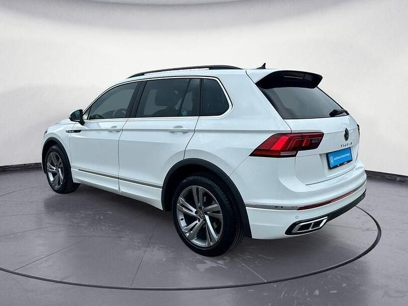 Gebraucht VW Tiguan R-line 150 PS (110 kW) 2022 Weiß SUV
