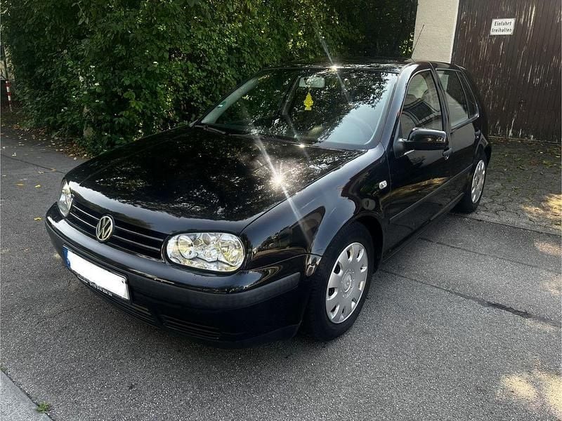 Schwarz Gebraucht 2003 VW Golf IV Limousine | 999 € (Superpreis) - Bild 1/4
