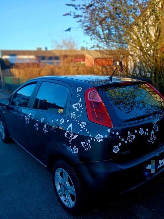 Gebraucht Fiat Punto Dynamic 65 PS (47 kW) 2008 Schwarz Kleinwagen