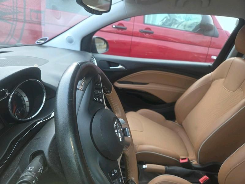 Gebraucht Opel Adam Rocks Rocks 115 PS (84 kW) 2017 Braun Kleinwagen