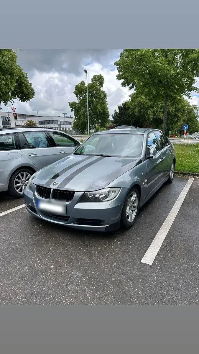 Gebraucht BMW 320 150 PS (110 kW) 2005 Limousine