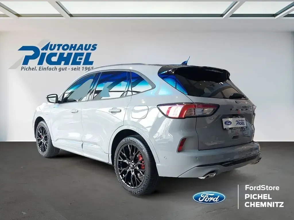Gebraucht Ford Kuga 224 PS (164 kW) 2024 Grau SUV